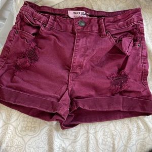 Burgundy denim shorts size M (6)
